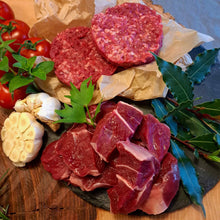 Lade das Bild in den Galerie-Viewer, Zetz Zottel aus dem Almenland - bio Hochlandrind